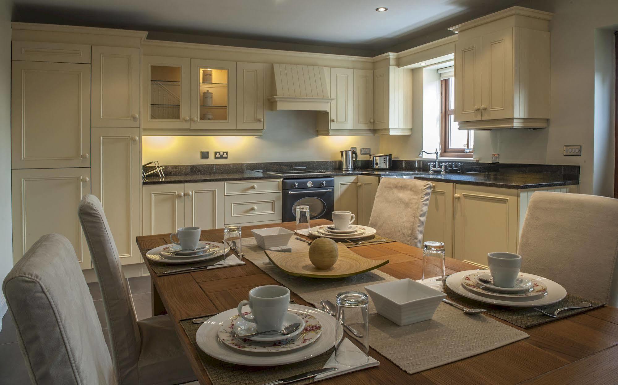New Forest Estate Lodges Tyrrellspass Exterior foto